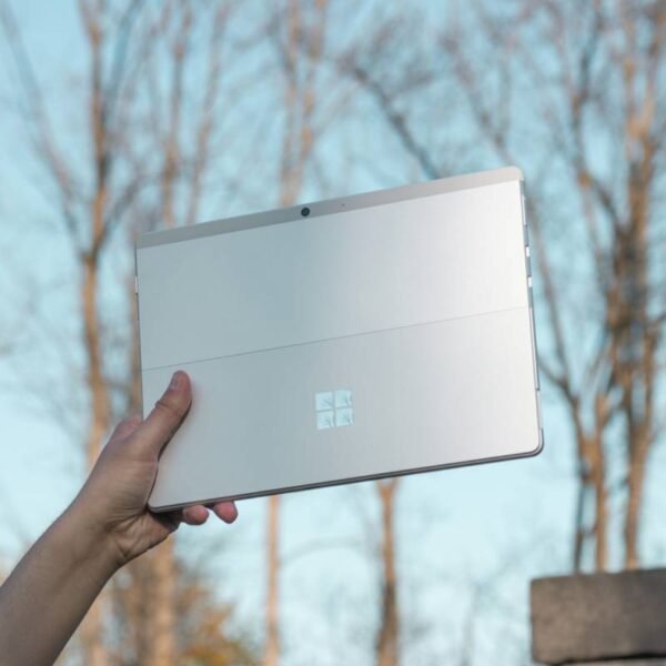 Surface Pro - Image 2